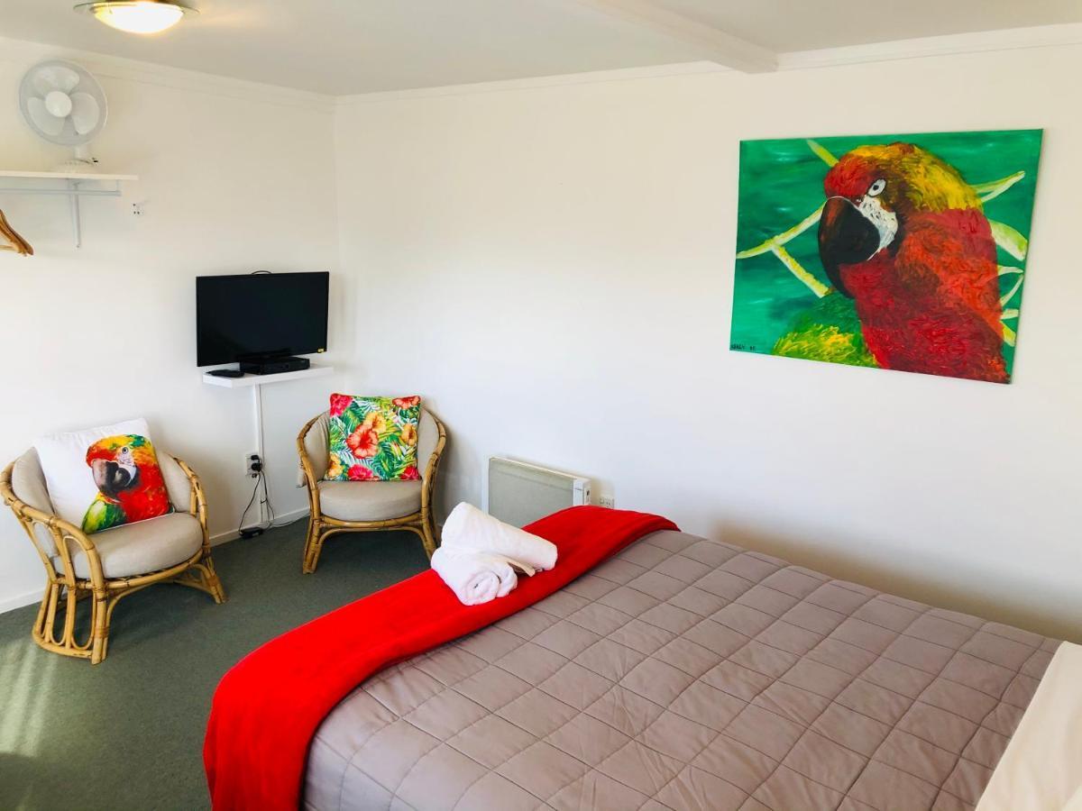 Waiheke Island Motel Ostend Экстерьер фото