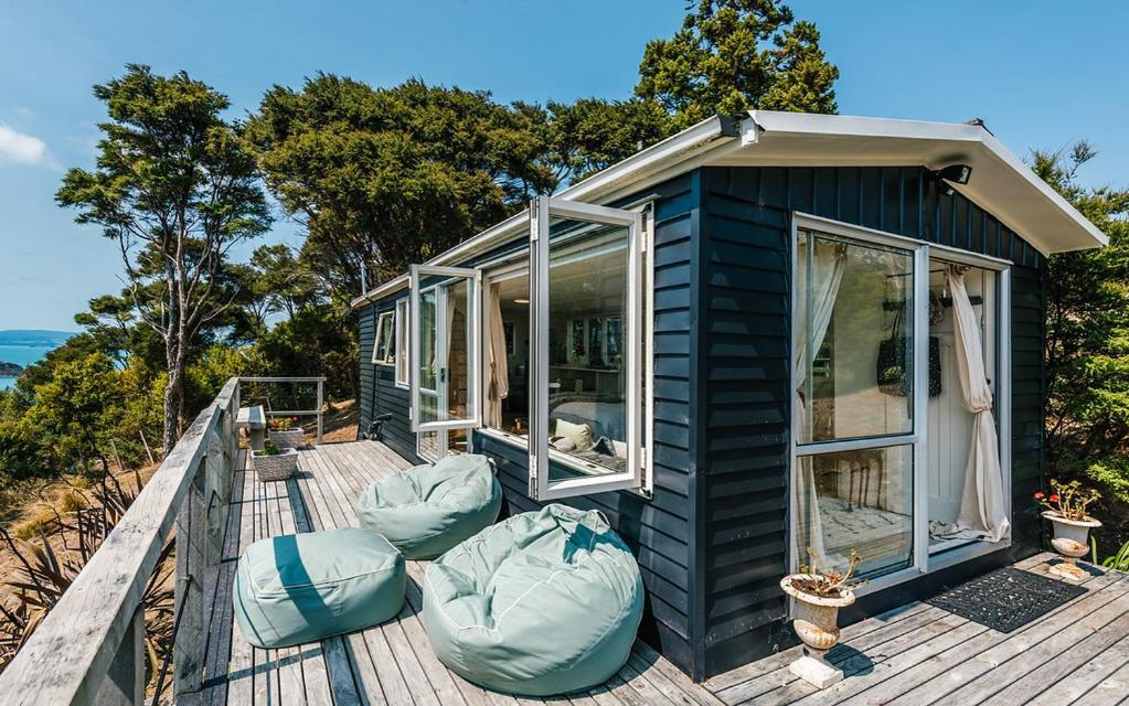 Waiheke Island Motel Ostend Экстерьер фото